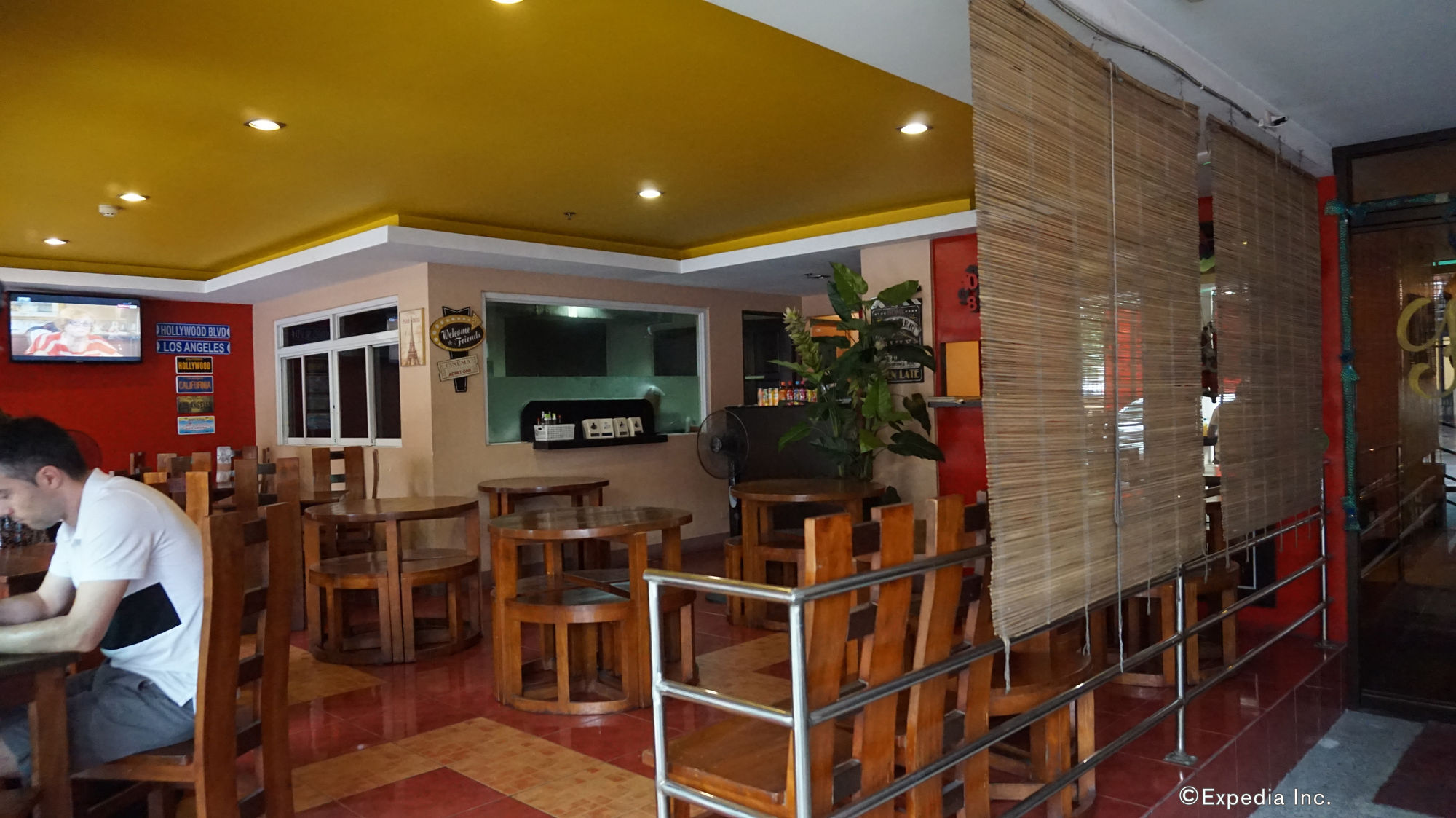 OYO 714 Haeinsa Condotel Quezon City Exterior foto